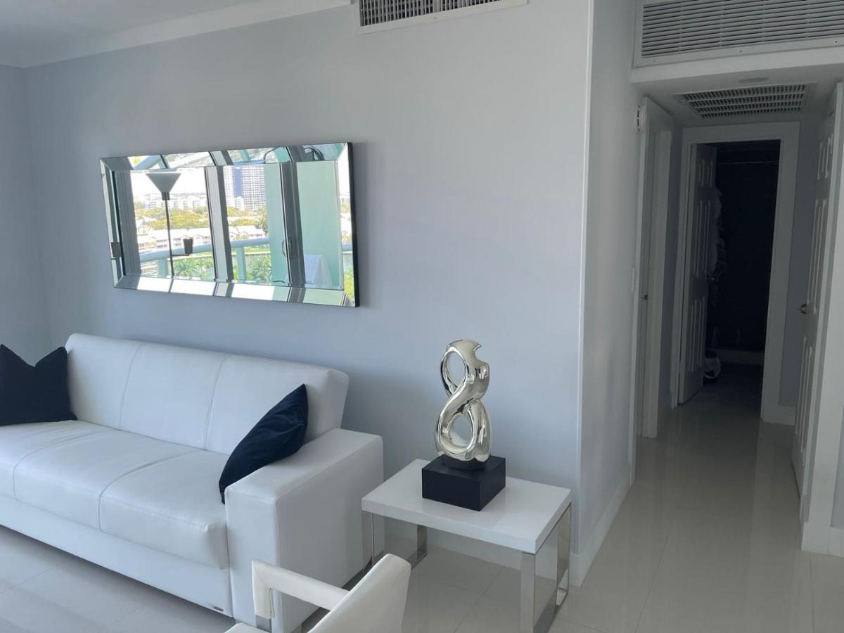 Hollywood On Beach Apartment Luaran gambar
