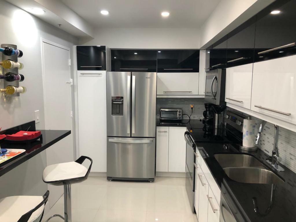 Hollywood On Beach Apartment Luaran gambar